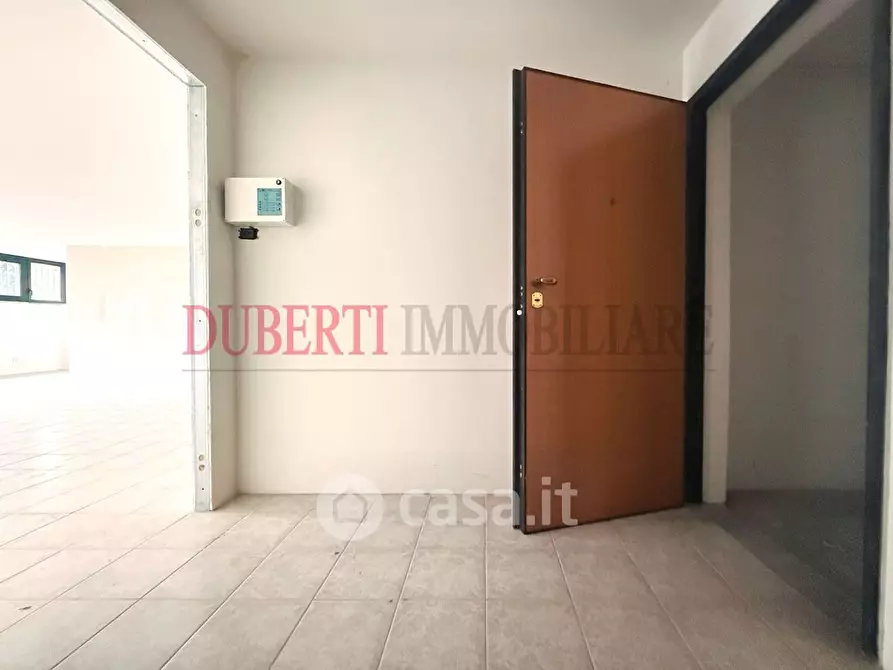 Immagine 4 di Ufficio in vendita  in Via Tagliamento a Gallarate