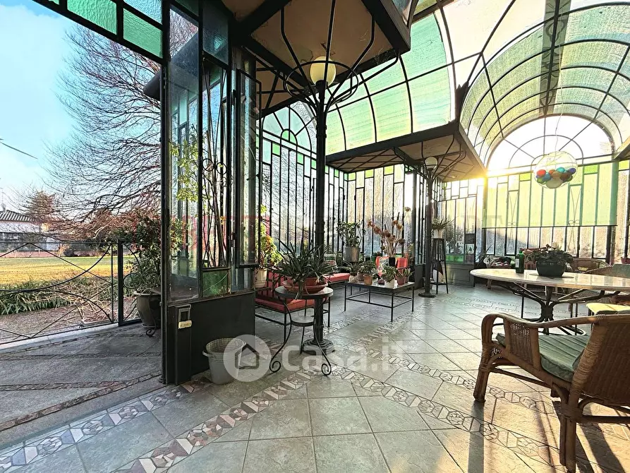 Immagine 13 di Villa in vendita  in Via Gazza a Castronno