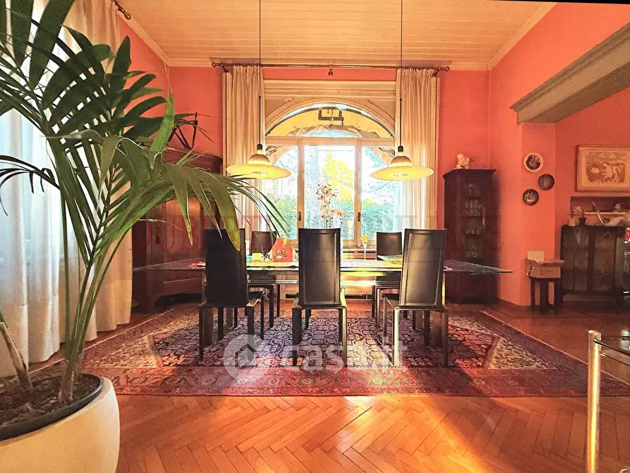 Immagine 16 di Villa in vendita  in Via Gazza a Castronno