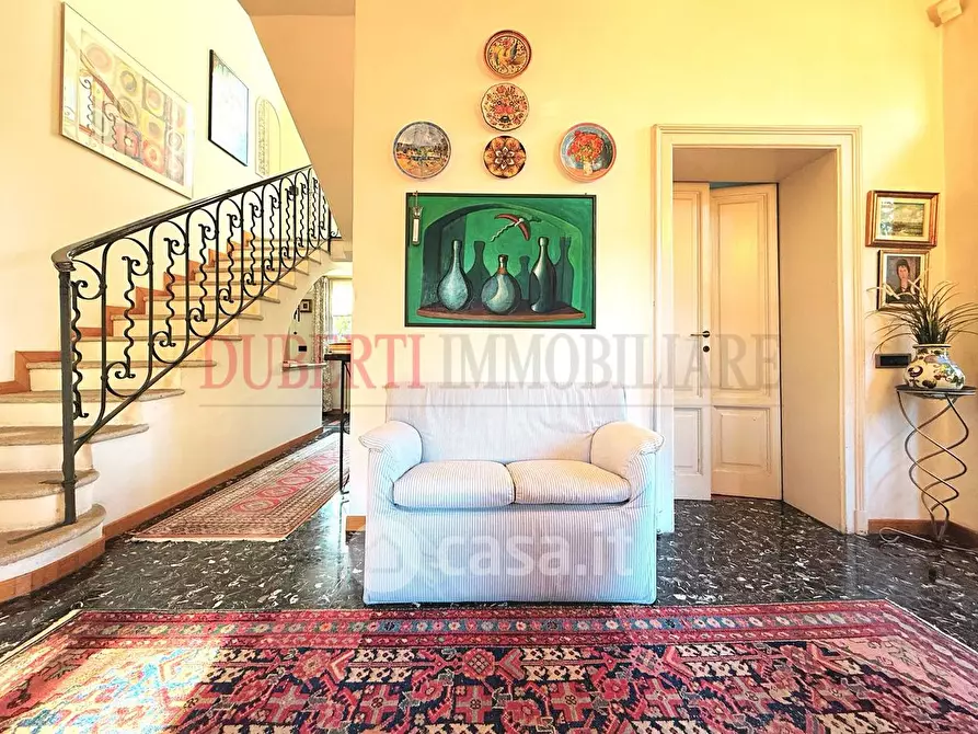 Immagine 24 di Villa in vendita  in Via Gazza a Castronno