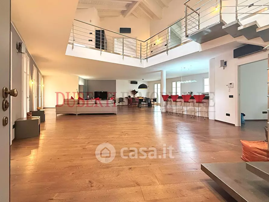 Immagine 1 di Attico in vendita  in Largo Guido Camussi a Gallarate