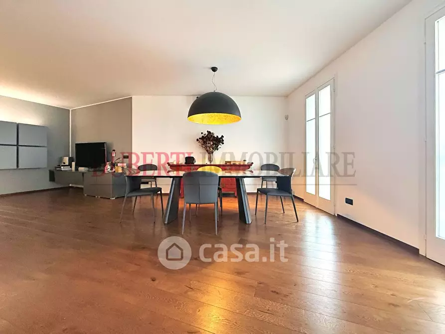 Immagine 8 di Attico in vendita  in Largo Guido Camussi a Gallarate