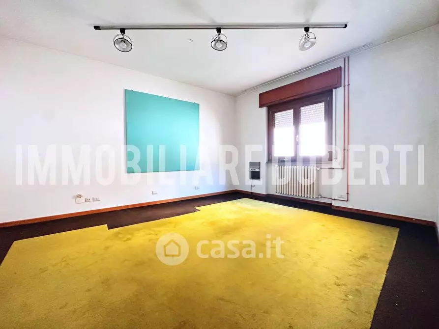 Immagine 9 di Ufficio in vendita  in Piazza del Podestà a Varese