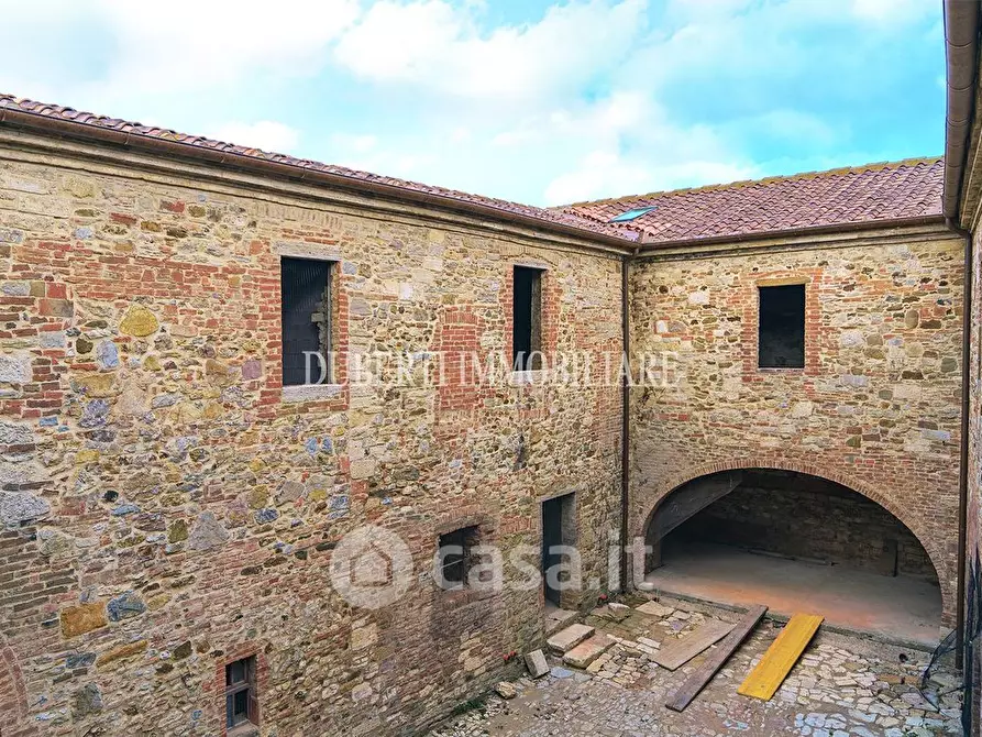 Immagine 19 di Rustico / casale in vendita  in Via San Sebastiano a Rapolano Terme