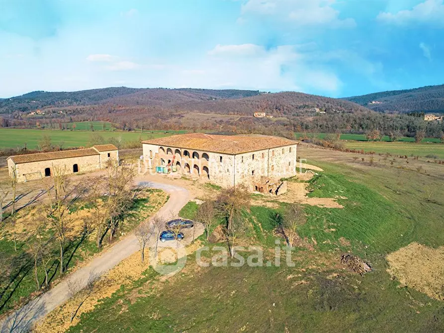 Immagine 28 di Rustico / casale in vendita  in Via San Sebastiano a Rapolano Terme