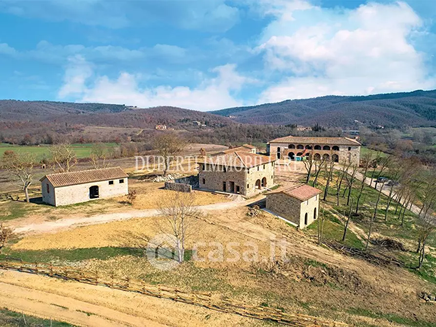 Immagine 4 di Rustico / casale in vendita  in Via San Sebastiano a Rapolano Terme