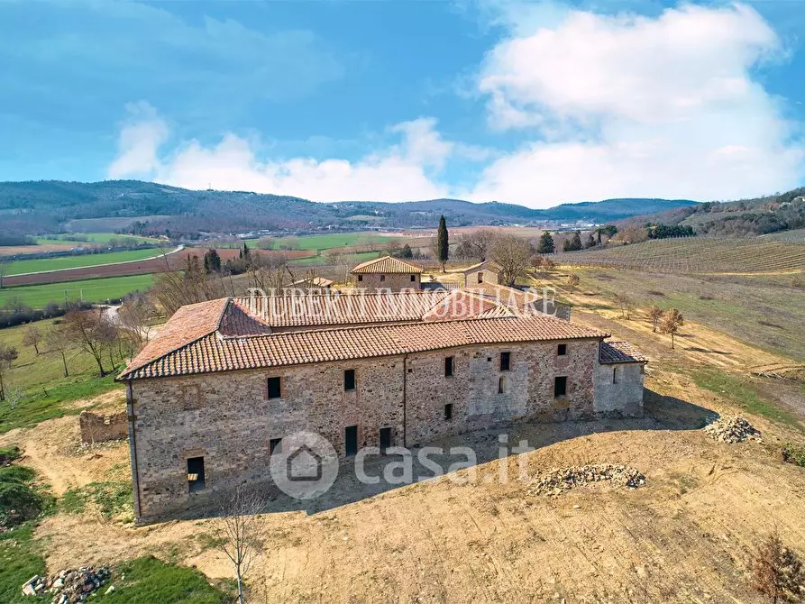 Immagine 5 di Rustico / casale in vendita  in Via San Sebastiano a Rapolano Terme