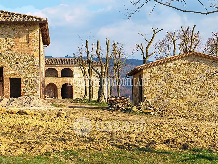 Immagine 8 di Rustico / casale in vendita  in Via San Sebastiano a Rapolano Terme
