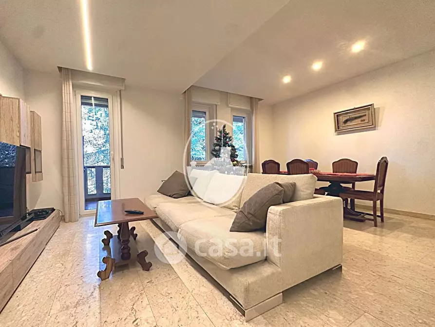 Immagine 7 di Appartamento in vendita  in Via Friuli a Varese