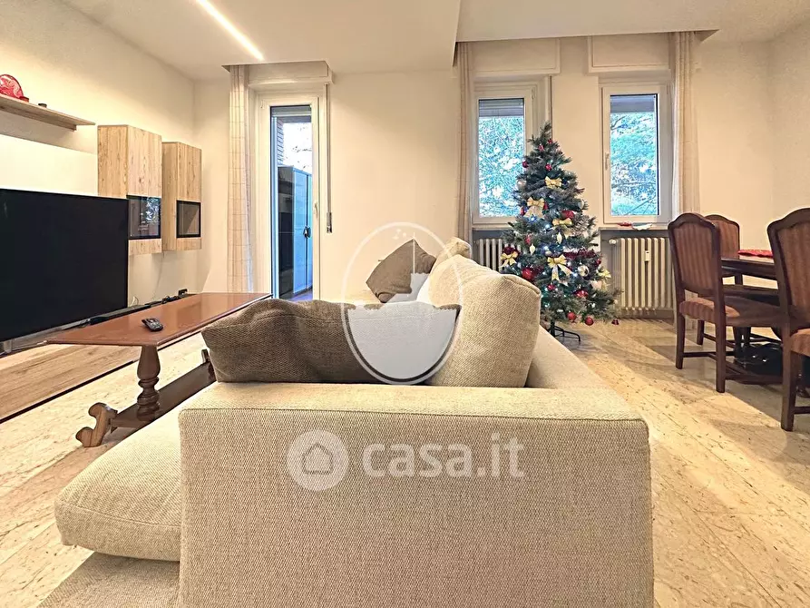 Immagine 9 di Appartamento in vendita  in Via Friuli a Varese