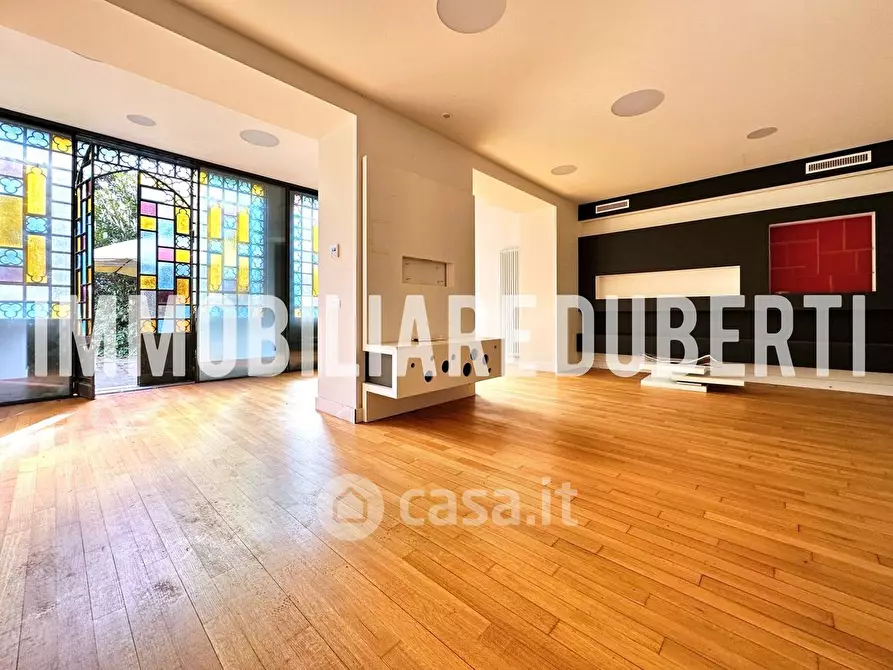 Immagine 3 di Casa indipendente in vendita  in Via Nazario Sauro a Varano Borghi