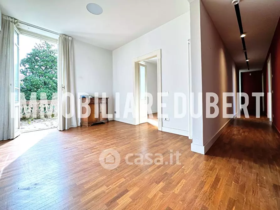 Immagine 8 di Casa indipendente in vendita  in Via Nazario Sauro a Varano Borghi