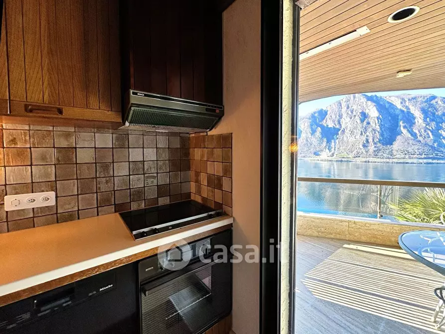 Immagine 21 di Villetta a schiera in vendita  in Corso Italia a Campione D'italia