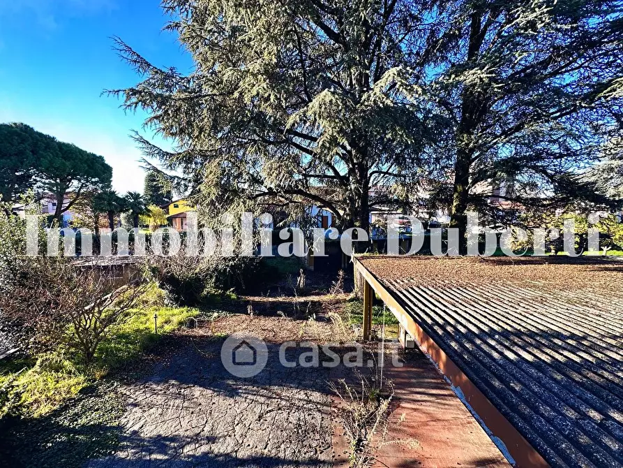 Immagine 17 di Villa in vendita  in Via IV Novembre a Carbonate