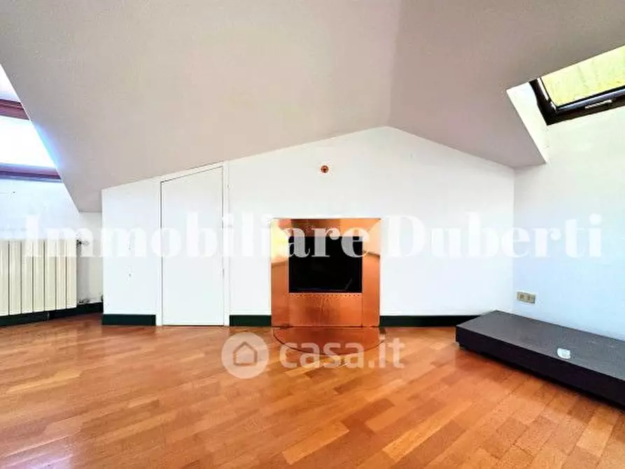 Immagine 5 di Villa in vendita  in Via IV Novembre a Carbonate