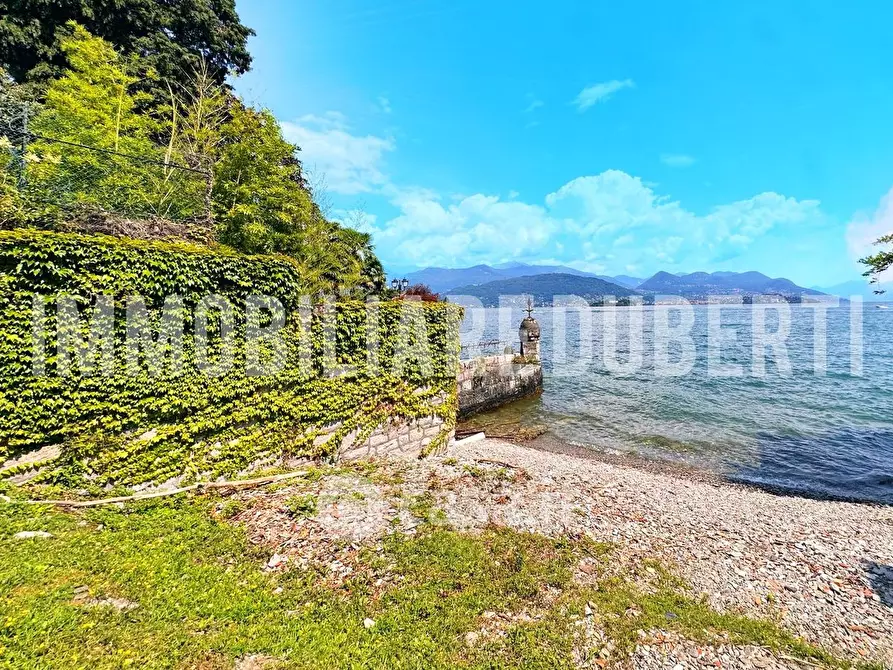 Immagine 16 di Appartamento in vendita  in Corso Umberto I a Stresa