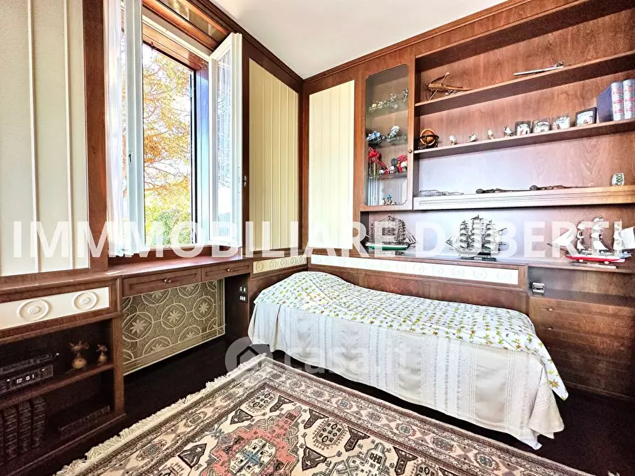 Immagine 26 di Appartamento in vendita  in Corso Umberto I a Stresa