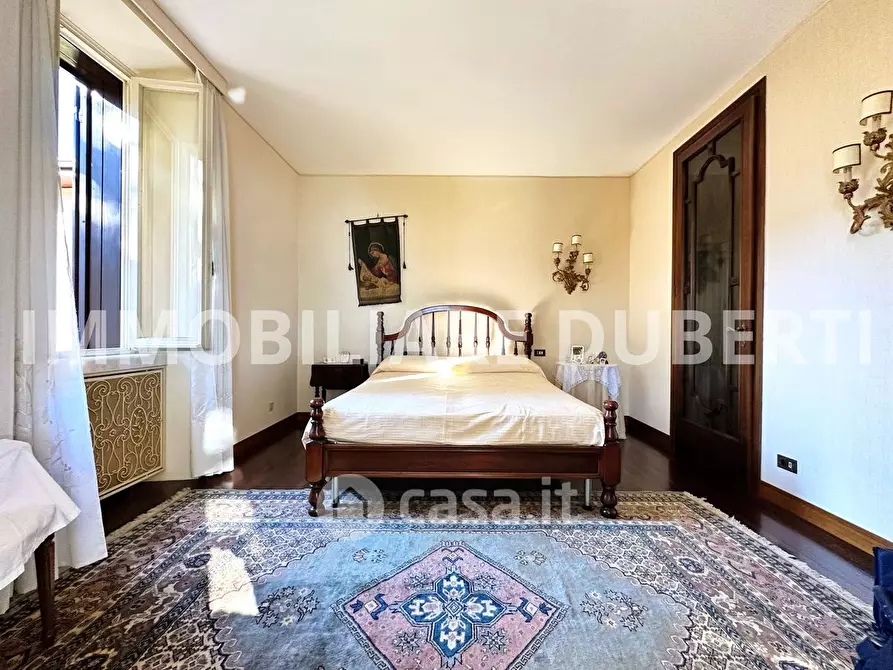 Immagine 27 di Appartamento in vendita  in Corso Umberto I a Stresa