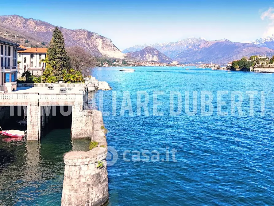 Immagine 6 di Appartamento in vendita  in Corso Umberto I a Stresa