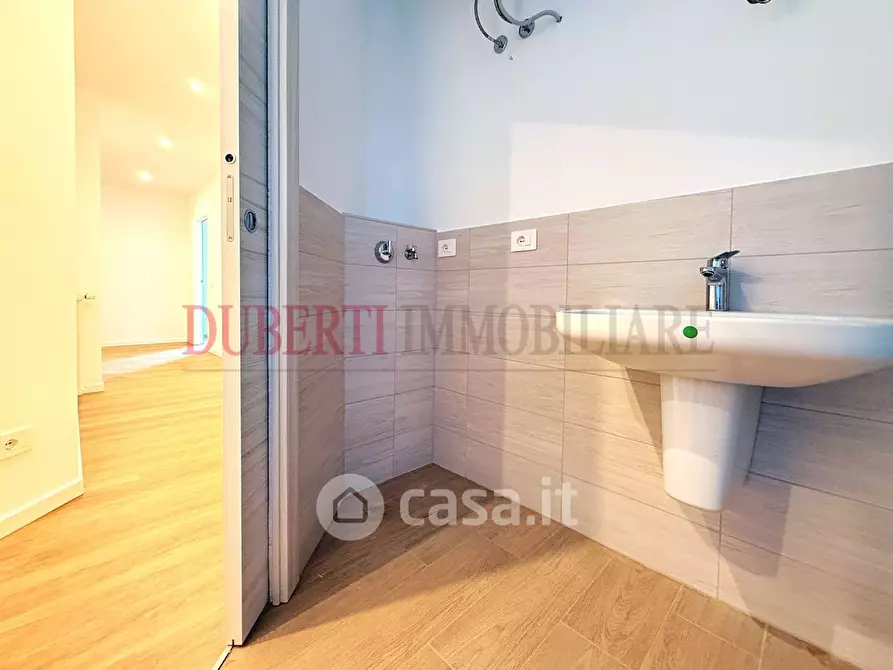 Immagine 11 di Appartamento in affitto  in Piazza Monte Grappa a Varese