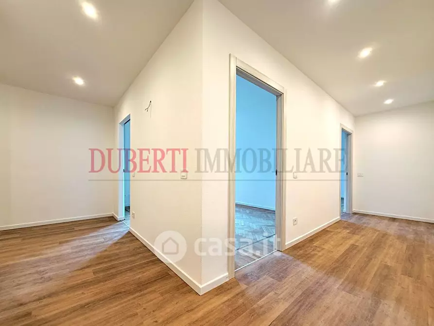 Immagine 3 di Appartamento in affitto  in Piazza Monte Grappa a Varese