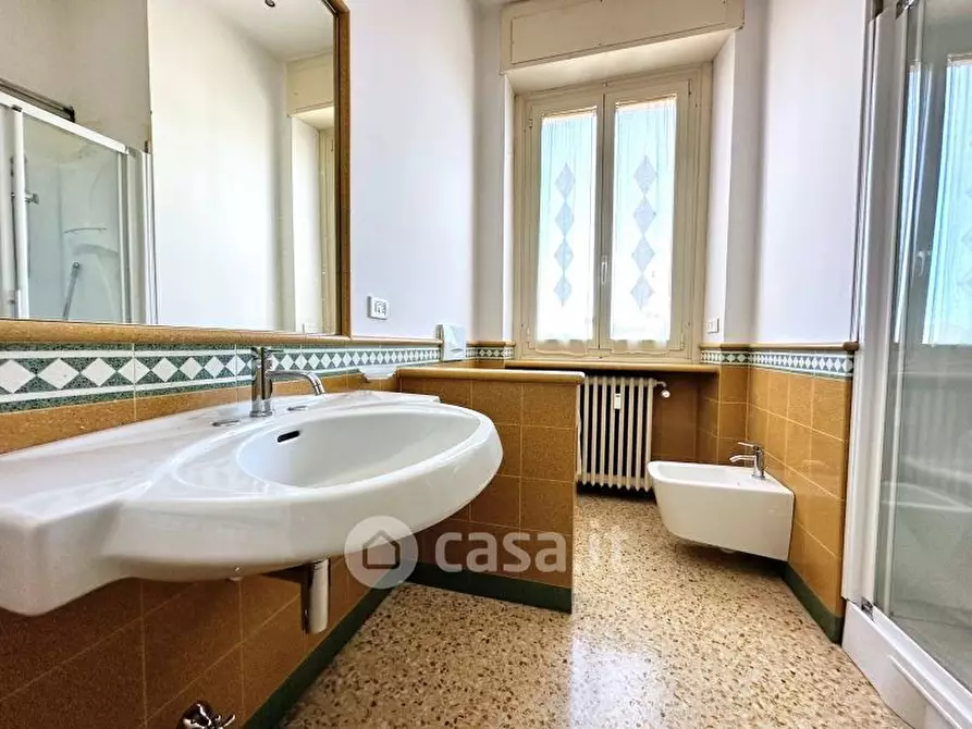 Immagine 7 di Appartamento in affitto  in Piazza Monte Grappa a Varese