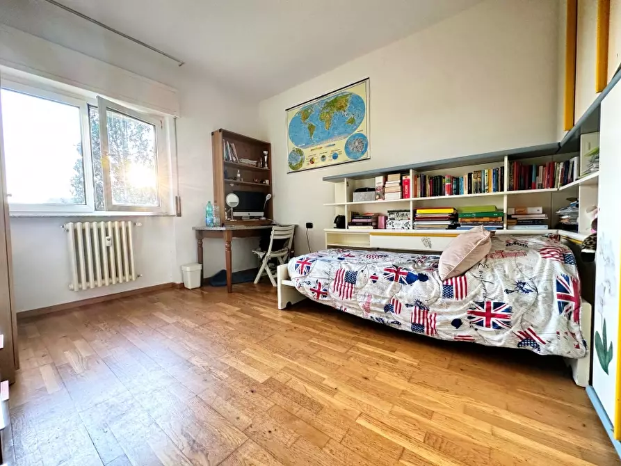 Immagine 1 di Appartamento in vendita  in Alfredo Oriani a Varese