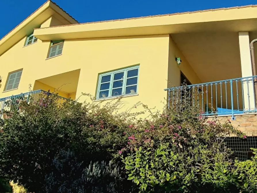 Immagine 1 di Rustico / casale in vendita  in via del Casaletto Rosso 45 a Civitavecchia