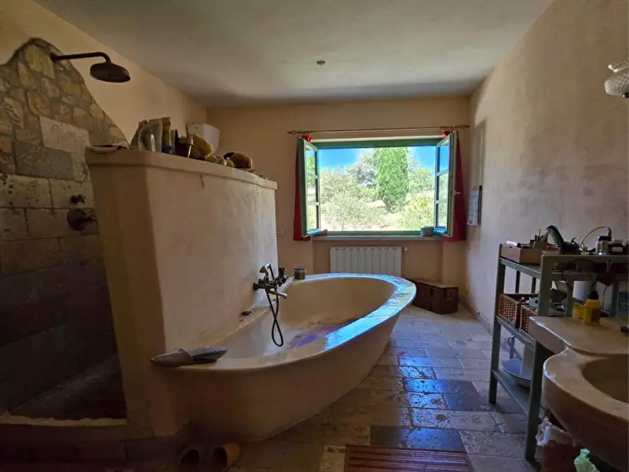 Immagine 13 di Rustico / casale in vendita  in via del Casaletto Rosso 45 a Civitavecchia