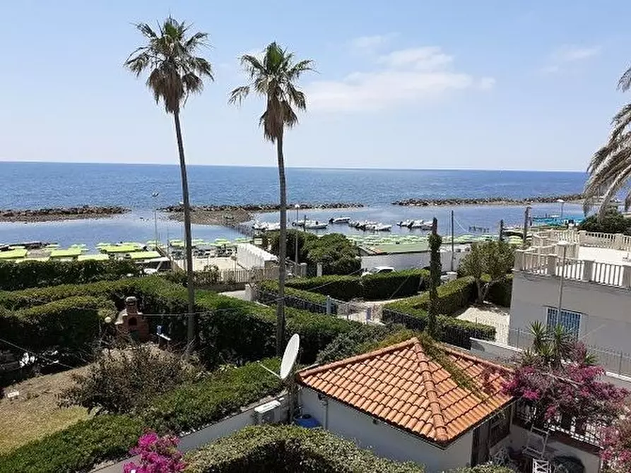 Immagine 15 di Villa in vendita  a Santa Marinella