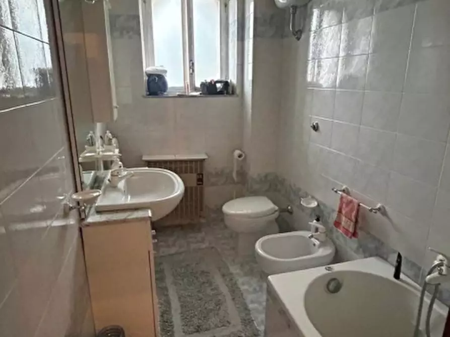 Immagine 5 di Appartamento in vendita  in Via San Benedetto a Sessa Aurunca