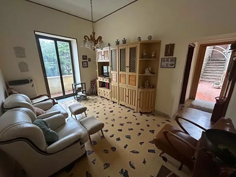 Immagine 13 di Appartamento in vendita  in Via San Benedetto a Sessa Aurunca