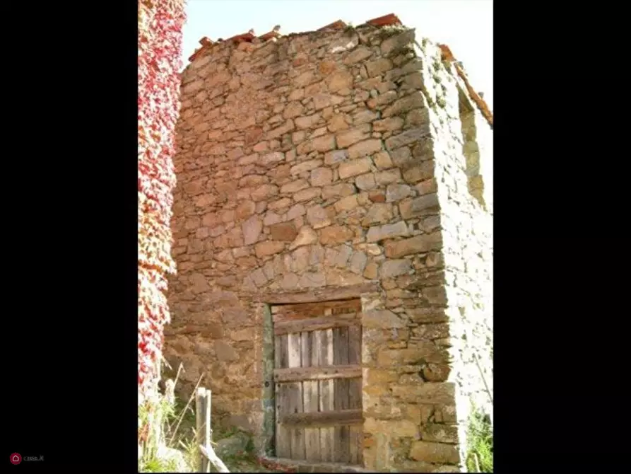 Immagine 12 di Rustico / casale in vendita  in Bajardo a Baiardo