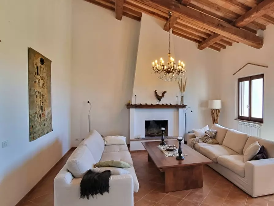 Immagine 7 di Rustico / casale in vendita  in località Montebello a Tarquinia