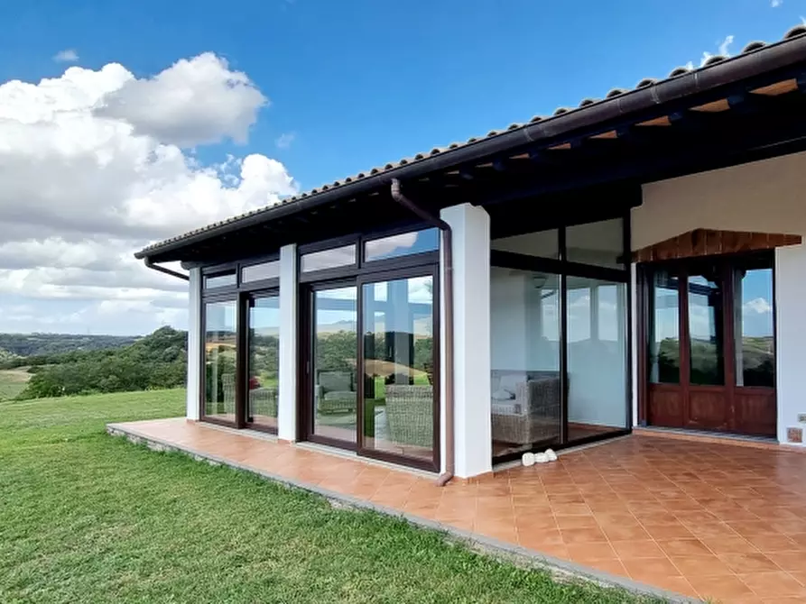 Immagine 12 di Rustico / casale in vendita  in località Montebello a Tarquinia