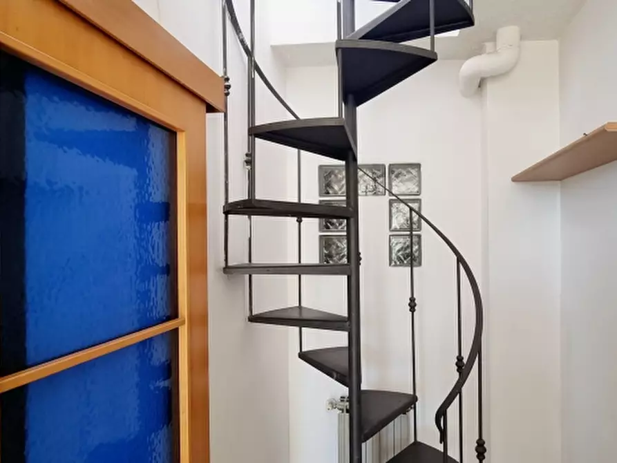 Immagine 13 di Appartamento in vendita  in via Piemonte a Santa Marinella