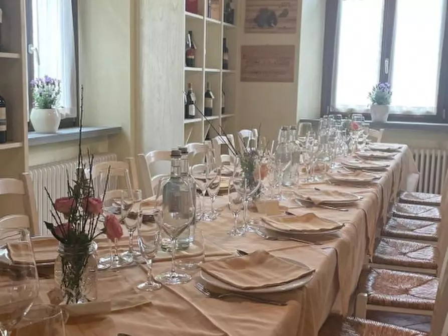 Immagine 2 di Bar / Ristorante in vendita  in scarpaccia a Castel San Niccolò