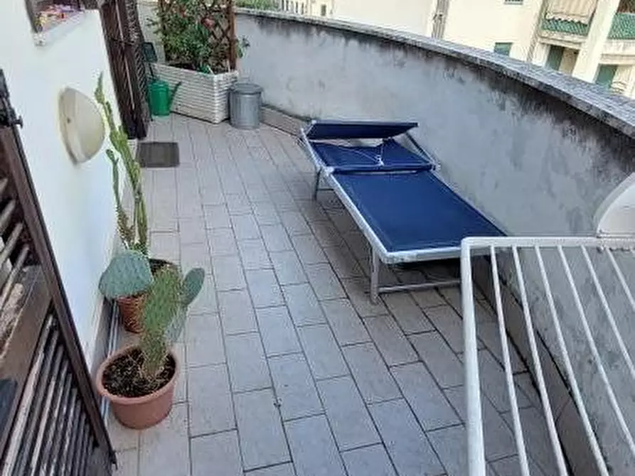 Immagine 21 di Attico in vendita  in viale Michelangelo Buonarroti 68 a Arezzo