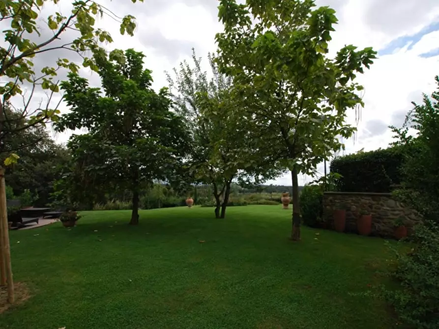 Immagine 10 di Villa in vendita  in loc. Castelluccio 1 a Arezzo