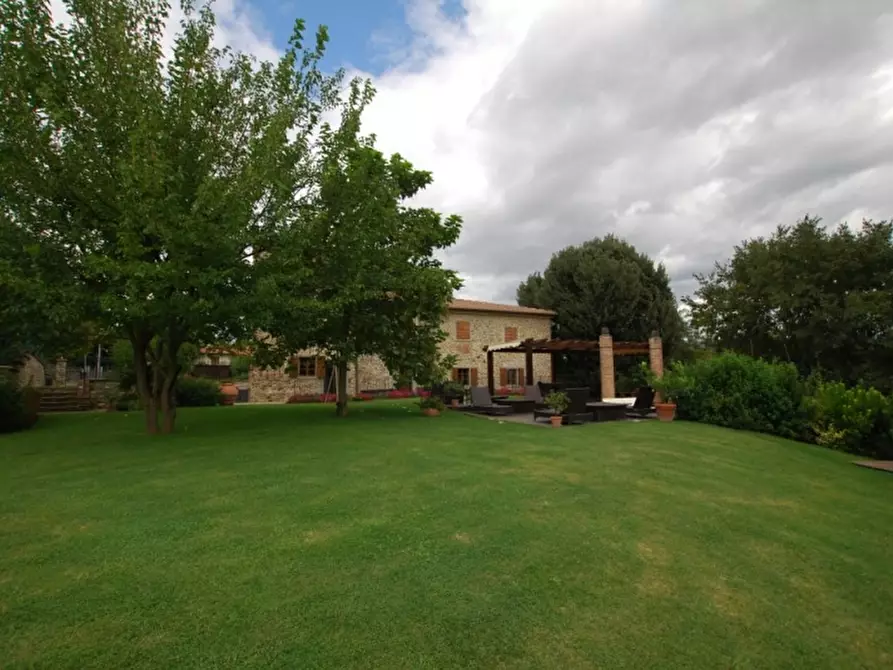 Immagine 11 di Villa in vendita  in loc. Castelluccio 1 a Arezzo