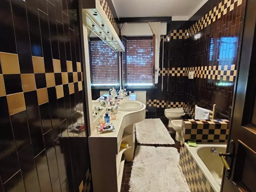 Immagine 6 di Appartamento in vendita  in via Delle Biole 40 a Arezzo