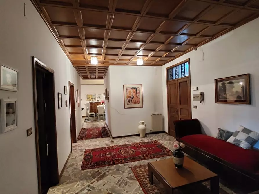 Immagine 4 di Appartamento in vendita  in via Delle Biole 40 a Arezzo