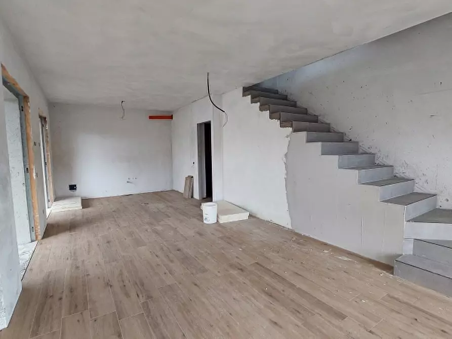 Immagine 1 di Villa in vendita  in Via Tarlati 3 a Arezzo