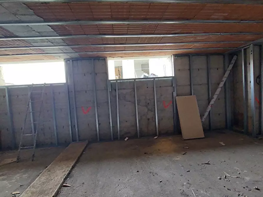 Immagine 12 di Villa in vendita  in Via Tarlati 3 a Arezzo