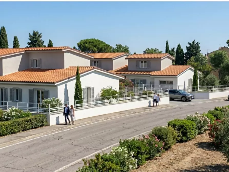 Immagine 2 di Villetta a schiera in vendita  in Agazzi 1 a Arezzo