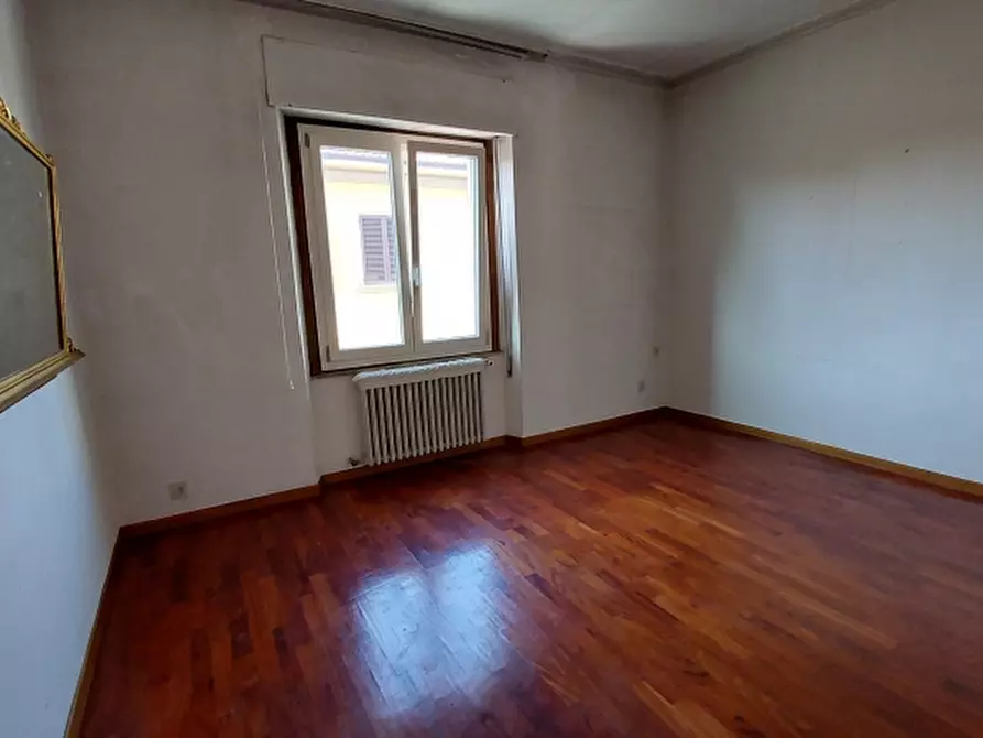 Immagine 15 di Appartamento in vendita  in via Ser Gorello 10 a Arezzo