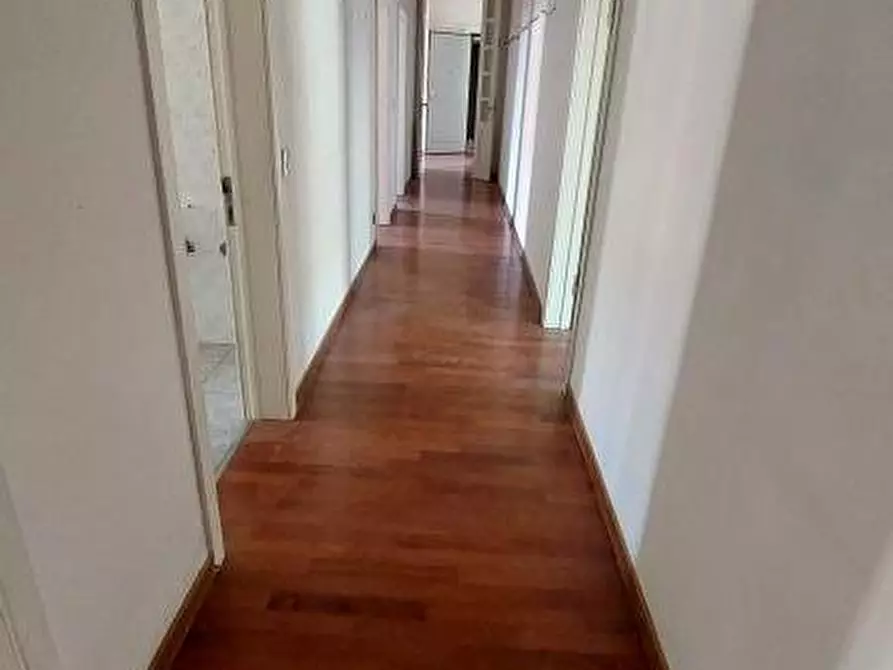 Immagine 2 di Appartamento in vendita  in via Ser Gorello 10 a Arezzo