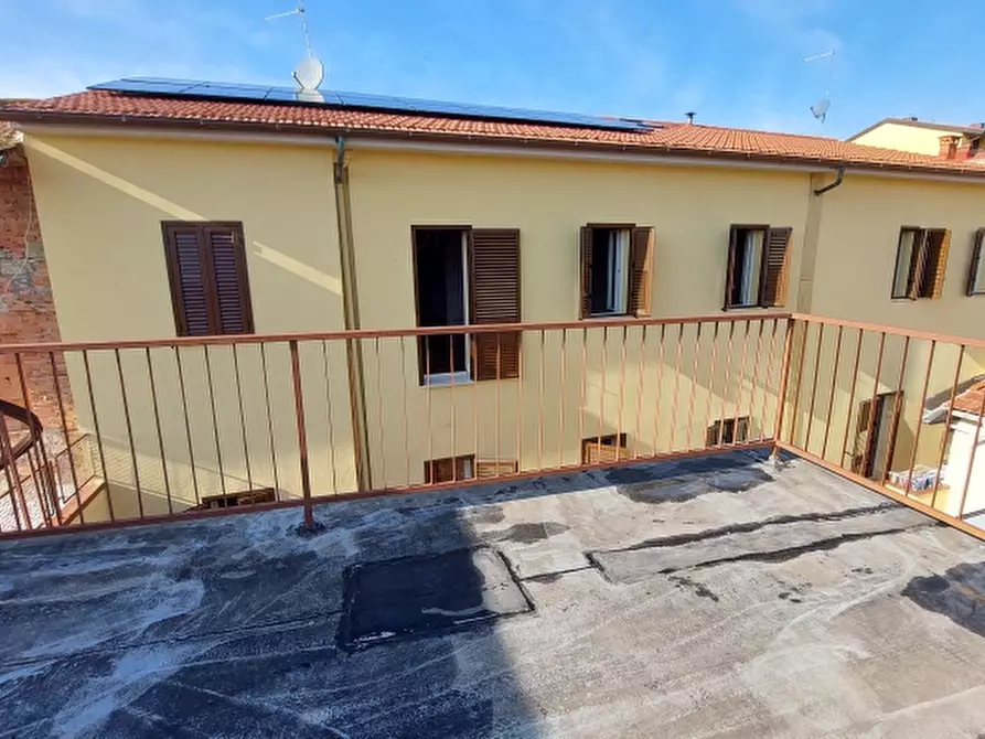 Immagine 6 di Appartamento in vendita  in via Ser Gorello 10 a Arezzo