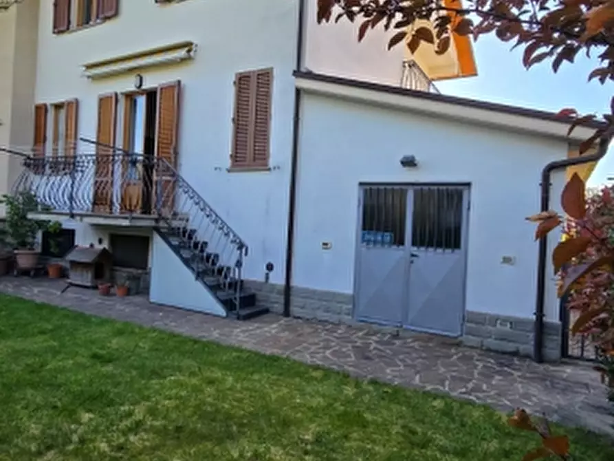 Immagine 1 di Villa in vendita  in loc. Puliciano 14 a Arezzo