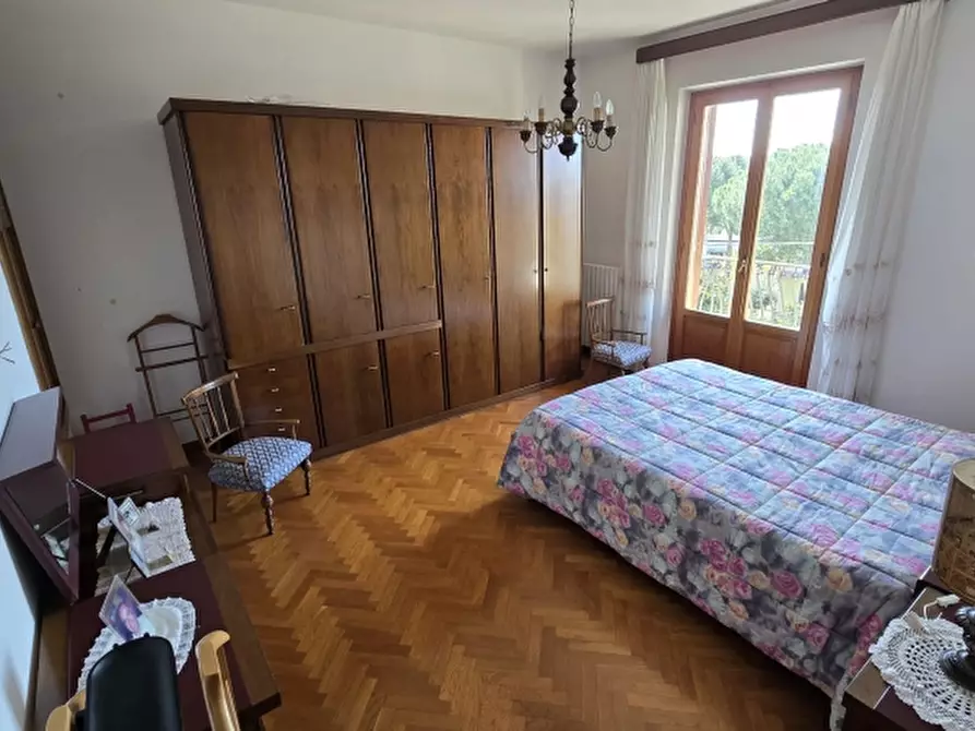 Immagine 6 di Villa in vendita  in loc. Puliciano 14 a Arezzo